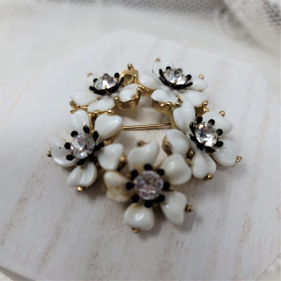 Kramer Circle Flower Pin Brooch Rhinestones - Picture 2 of 7